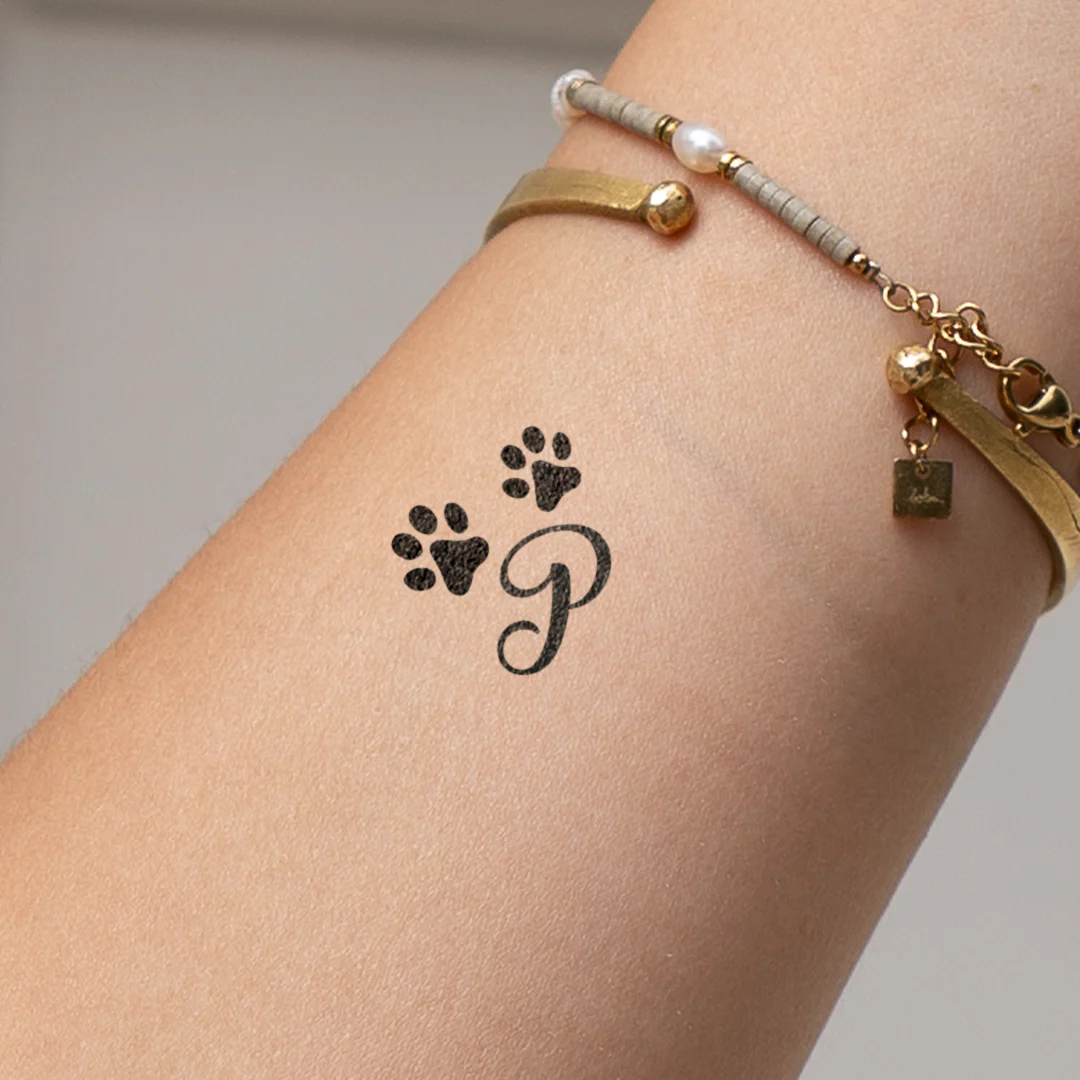 Tatouage pattes avec initiales (A-Z) - Image 46