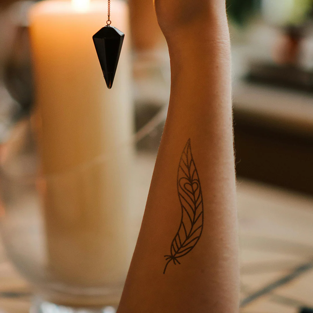 Plume avec cœur