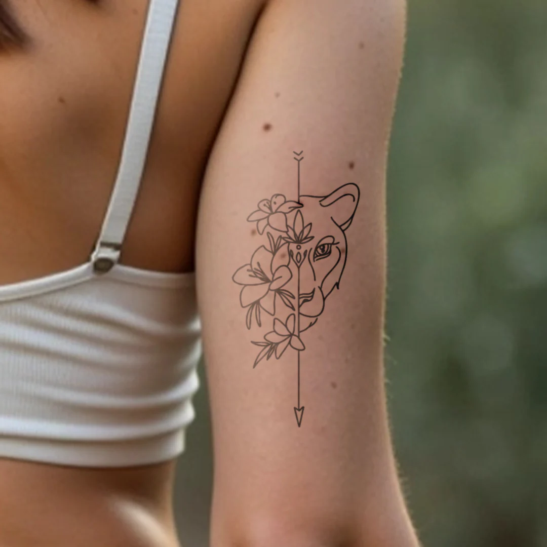 Tatouage Demi-Lion et Demi-Fleur